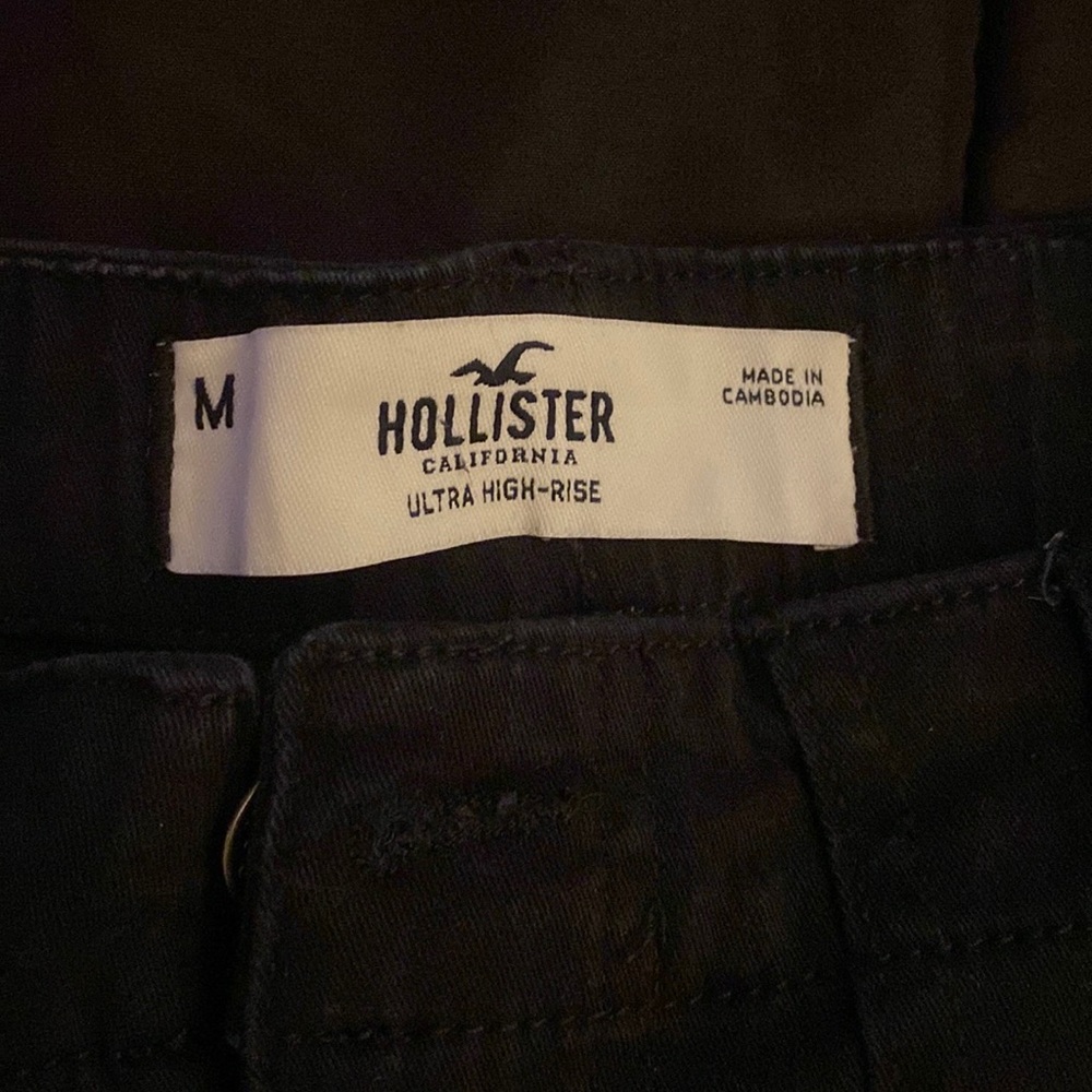 hollister ultra high-rise black cargo pants